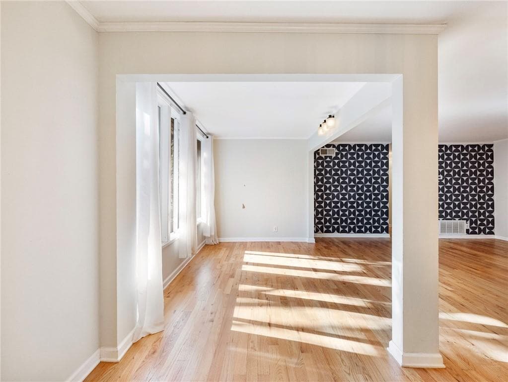 2 bedroom, 2 bathroom, 1,284 sq ft condominium for sale at 346 Carpenter Drive 72, Atlanta, GA 30328 — photo 7