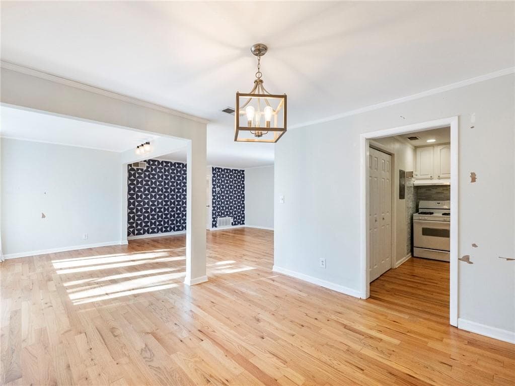 2 bedroom, 2 bathroom, 1,284 sq ft condominium for sale at 346 Carpenter Drive 72, Atlanta, GA 30328 — photo 9