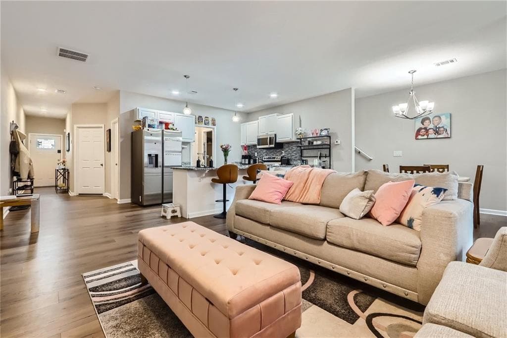 3 bedroom, 3 bathroom, 1,864 sq ft townhouse for sale at 7805 Rock Rose Lane, Fairburn, GA 30213 — photo 6