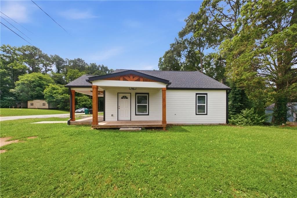 3 bedroom, 2 bathroom, 896 sq ft single family residence for sale at 1183 Highway 138, Jonesboro, GA 30236 — photo 3