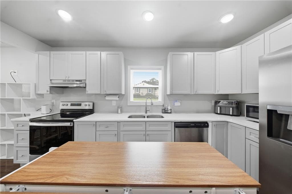3 bedroom, 2 bathroom, 896 sq ft single family residence for sale at 1183 Highway 138, Jonesboro, GA 30236 — photo 8