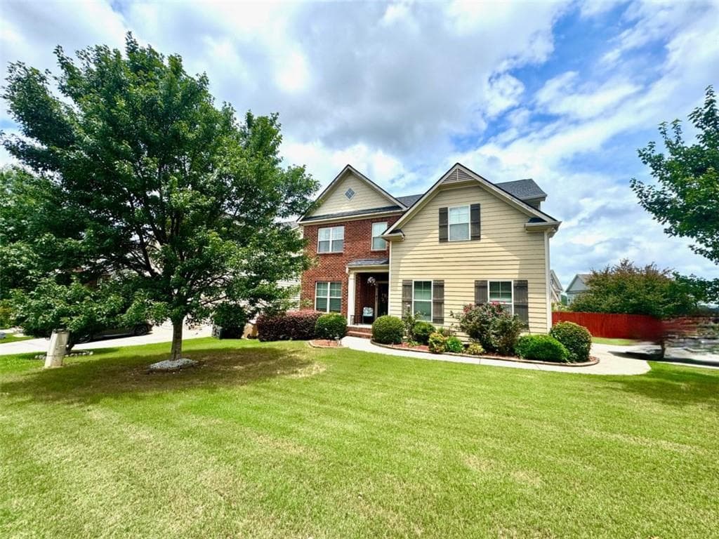 6 bedroom, 4 bathroom, 4,791 sq ft single family residence for rent at 1805 Kingsbridge Court, Suwanee, GA 30024 for $3,600 a month — photo 1 of 58