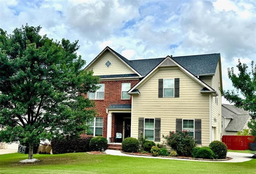 6 bedroom, 4 bathroom, 4,791 sq ft single family residence for rent at 1805 Kingsbridge Court, Suwanee, GA 30024 for $3,600 a month — photo 2