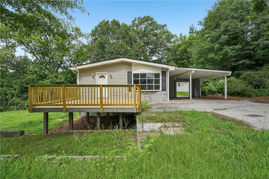 4 bedroom, 2 bathroom, 1,859 sq ft single family residence under contract at 6771 Kull Drive, Lithia Springs, GA 30122