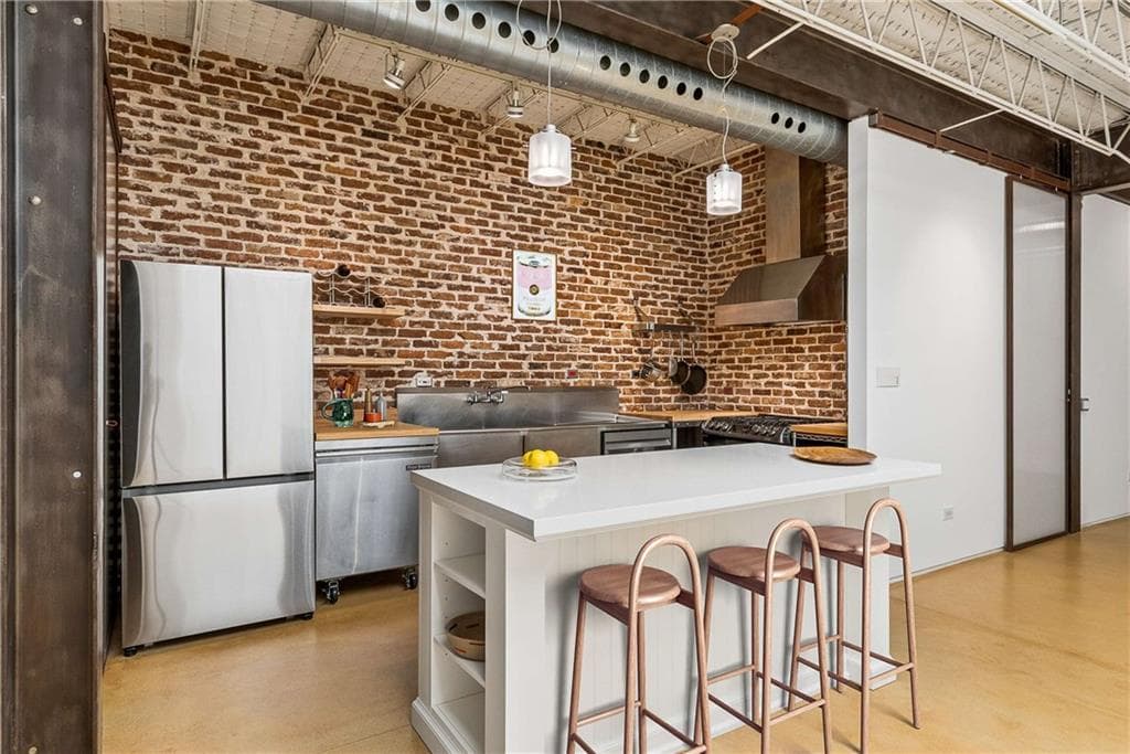2 bedroom, 2 bathroom, 2,304 sq ft condominium under contract at 1933 Mclendon Avenue B, Atlanta, GA 30307 — photo 5