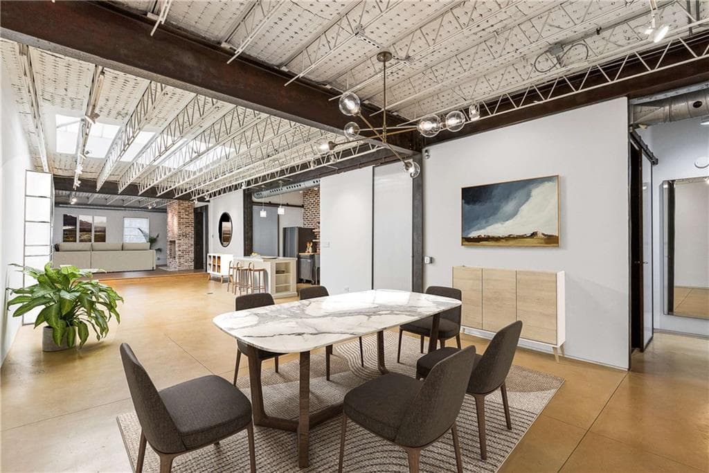 2 bedroom, 2 bathroom, 2,304 sq ft condominium under contract at 1933 Mclendon Avenue B, Atlanta, GA 30307 — photo 6