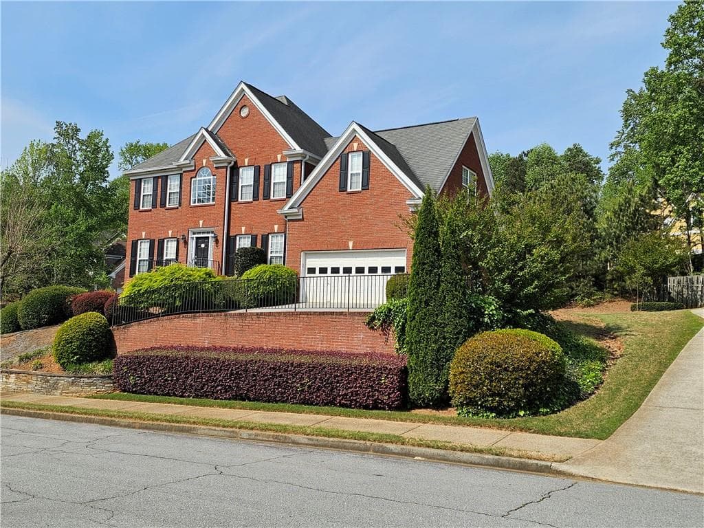 4 bedroom, 3 bathroom, 3,306 sq ft single family residence under contract at 1595 Saint Julian Street, Suwanee, GA 30024