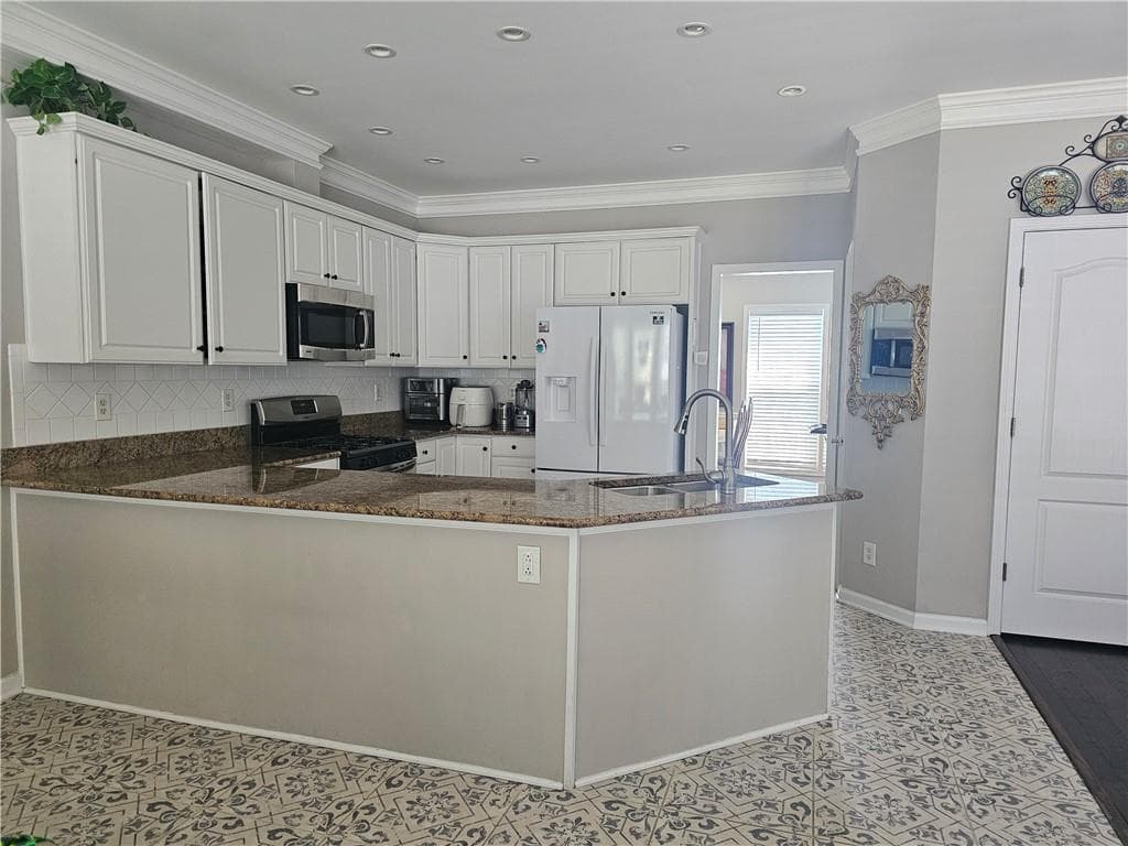 4 bedroom, 3 bathroom, 3,306 sq ft single family residence for sale at 1595 Saint Julian Street, Suwanee, GA 30024 — photo 10