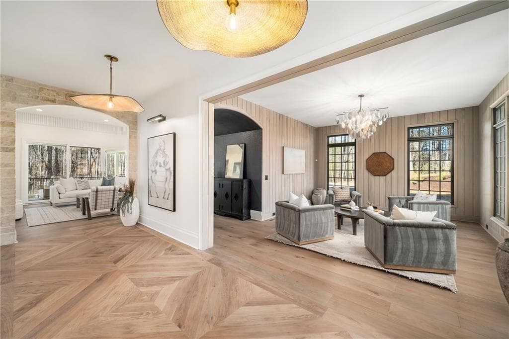 6 bedroom, 8 bathroom, 7,133 sq ft single family residence under contract at 15560 Freemanville Road, Milton, GA 30004 — photo 8
