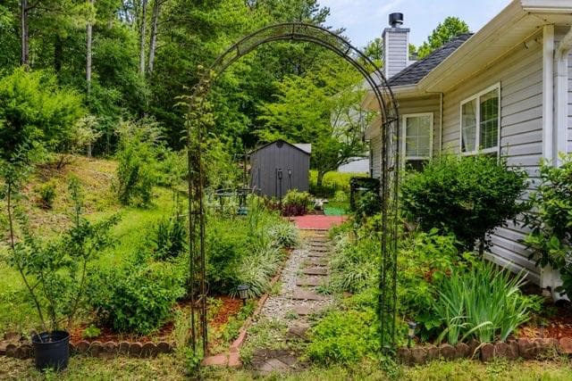 3 bedroom, 2 bathroom, 1,521 sq ft single family residence for sale at 4662 Huff Park Court, Snellville, GA 30039 — photo 8