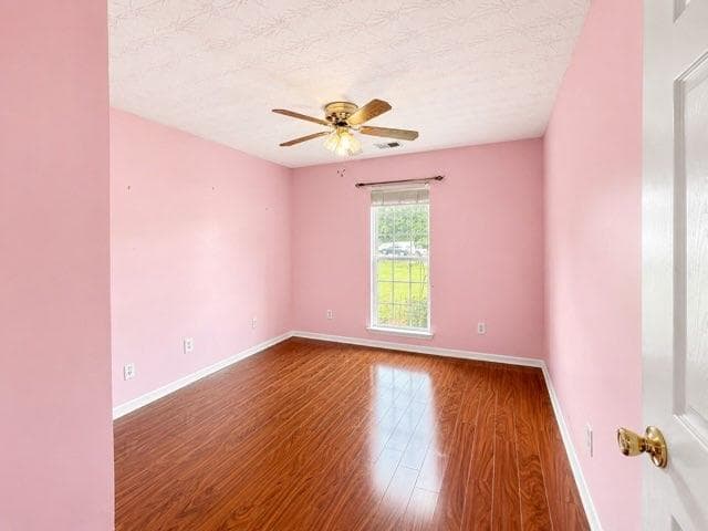 3 bedroom, 2 bathroom, 1,521 sq ft single family residence for sale at 4662 Huff Park Court, Snellville, GA 30039 — photo 6