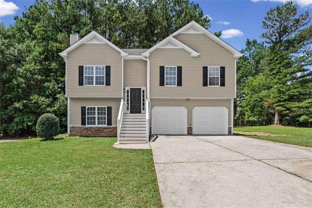 3 bedroom, 3 bathroom, 1,524 sq ft single family residence for sale at 18 Farmington Drive, Temple, GA 30179 — photo 1 of 36