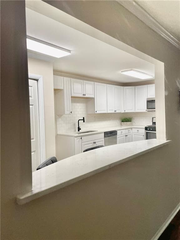 2 bedroom, 2 bathroom, 1,180 sq ft condominium for sale at 346 Carpenter Drive 12, Sandy Springs, GA 30328 — photo 3