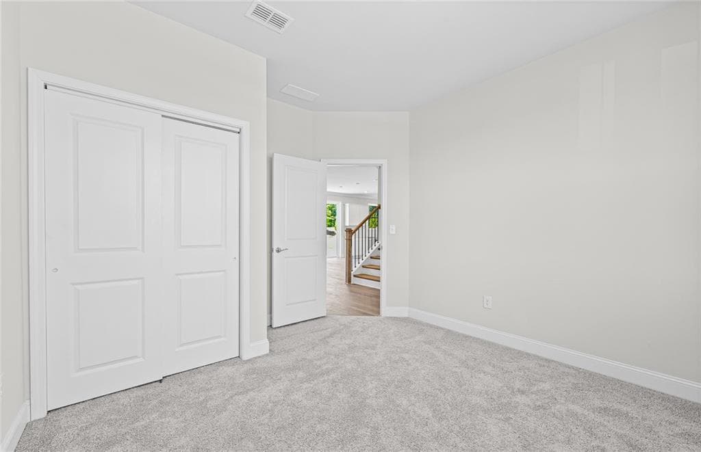 5 bedroom, 3 bathroom, 2,266 sq ft single family residence for sale at 256 Nesta Grove, Locust Grove, GA 30248 — photo 10