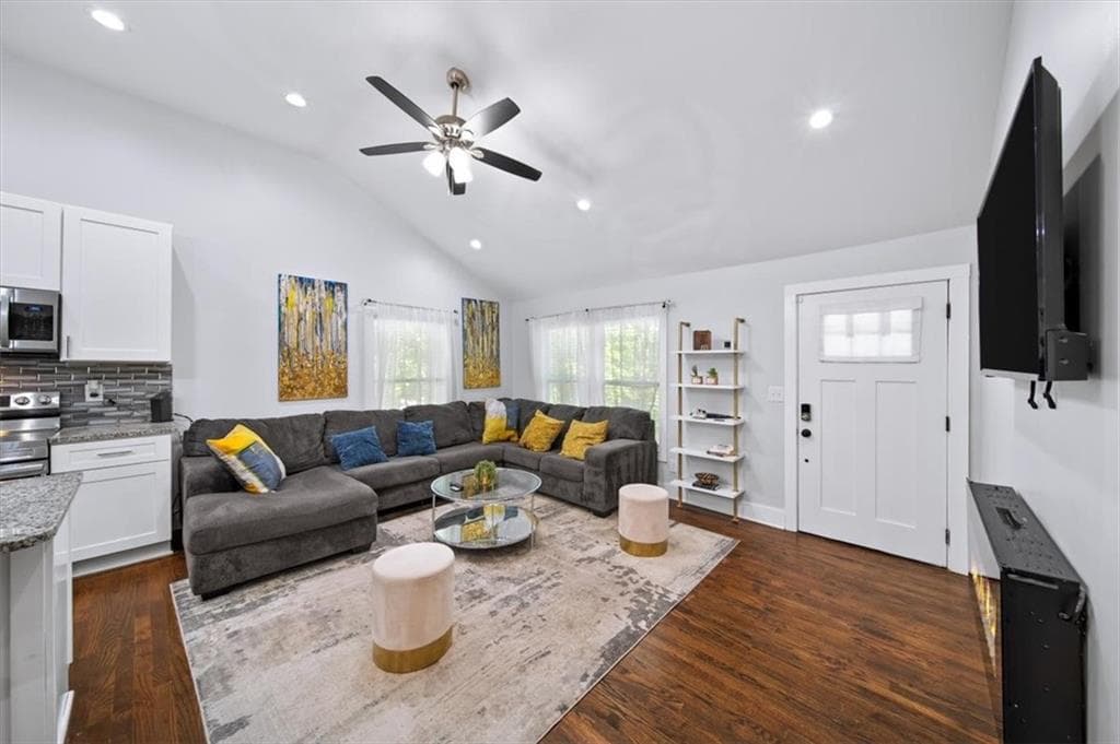 3 bedroom, 2 bathroom, 1,160 sq ft single family residence for sale at 1482 Andrews Street, Atlanta, GA 30314 — photo 5