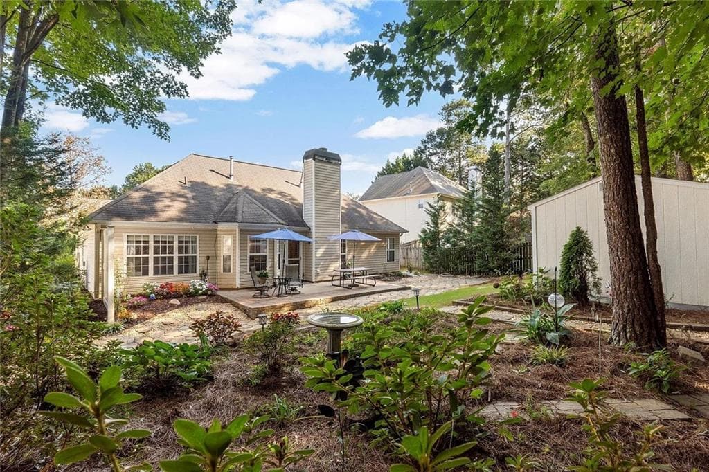 3 bedroom, 2 bathroom, 1,435 sq ft single family residence for sale at 1114 Chateau Terrace, Mcdonough, GA 30253 — photo 5