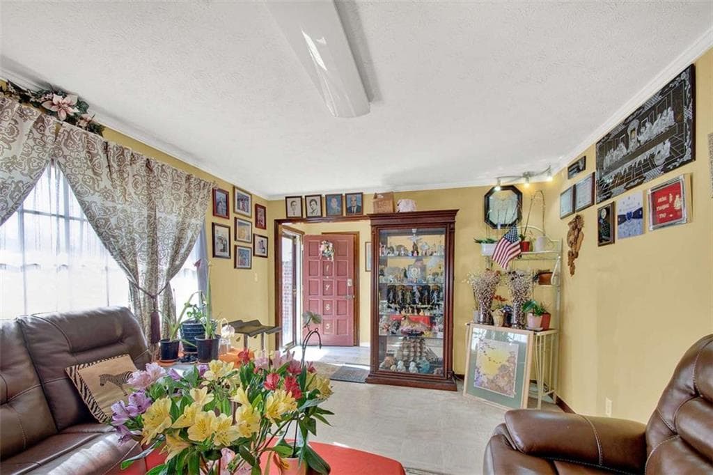 4 bedroom, 3 bathroom, 2,169 sq ft single family residence for sale at 1785 Poplar Street, Conyers, GA 30013 — photo 5