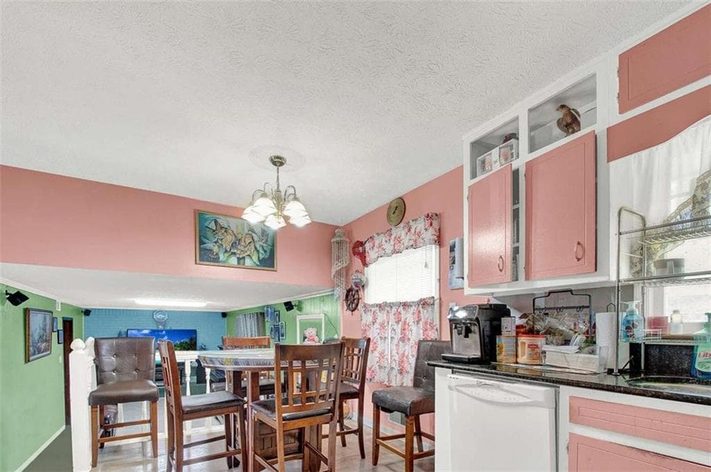 4 bedroom, 3 bathroom, 2,169 sq ft single family residence for sale at 1785 Poplar Street, Conyers, GA 30013 — photo 10