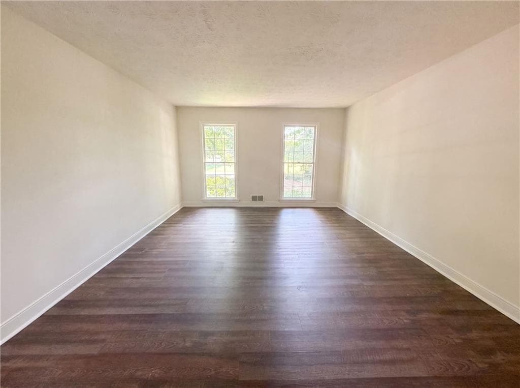1 bedroom, 3,454 sq ft single family residence for sale at 4379 Inns Brook Drive, Snellville, GA 30039 — photo 10