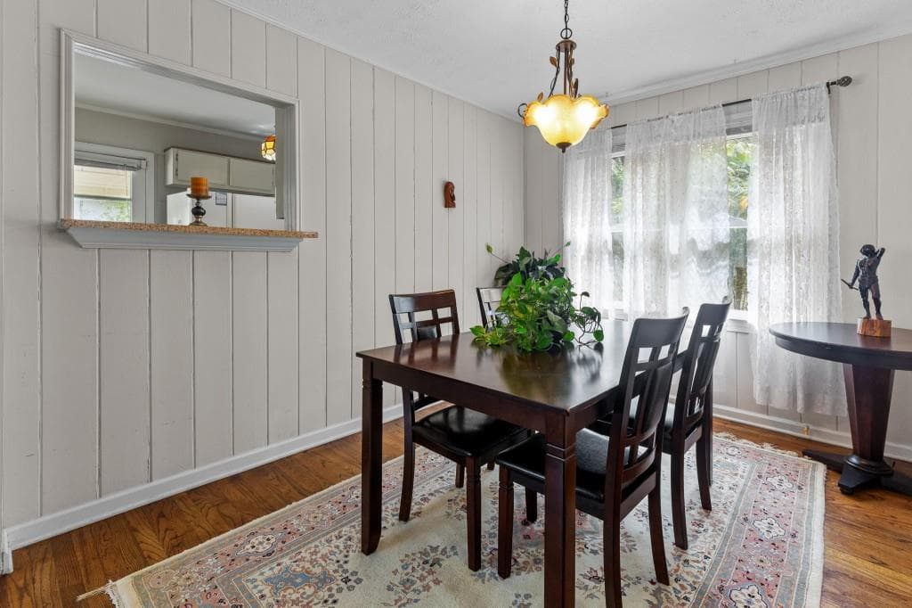 2 bedroom, 1 bathroom, 975 sq ft single family residence for sale at 4455 Florence Street, Tucker, GA 30084 — photo 5