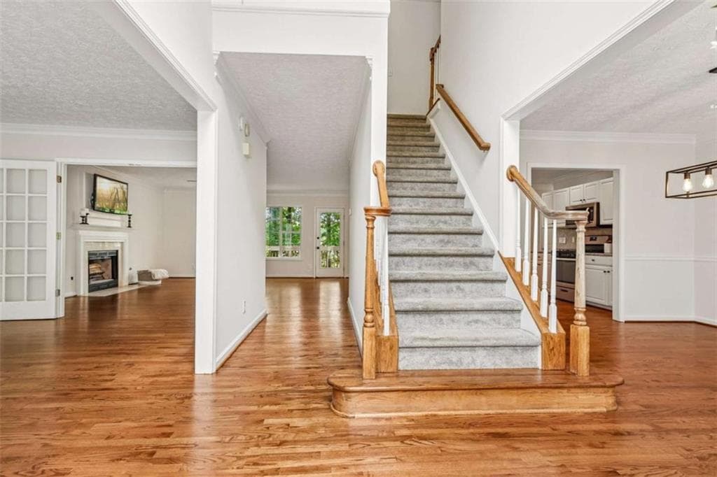 4 bedroom, 3 bathroom, 4,000 sq ft single family residence for sale at 5520 Tallantworth Trail, Cumming, GA 30040 — photo 2
