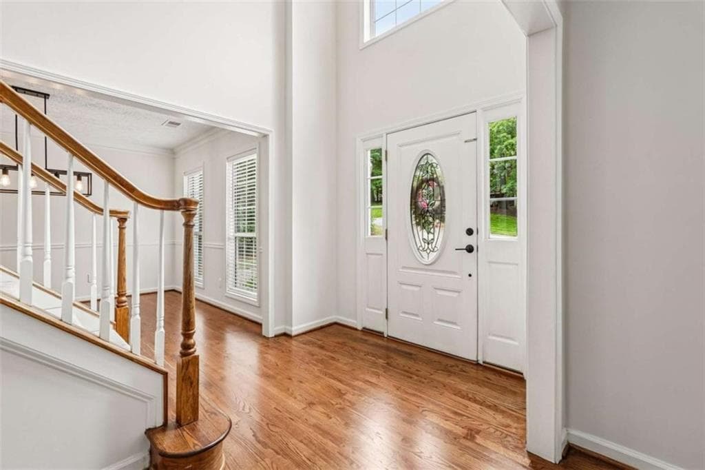 4 bedroom, 3 bathroom, 4,000 sq ft single family residence for sale at 5520 Tallantworth Trail, Cumming, GA 30040 — photo 3
