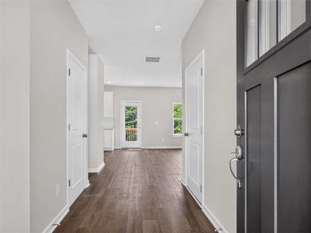 3 bedroom, 3 bathroom, 1,648 sq ft single family residence for sale at 343 Shoals Trail, Dallas, GA 30132 — photo 3