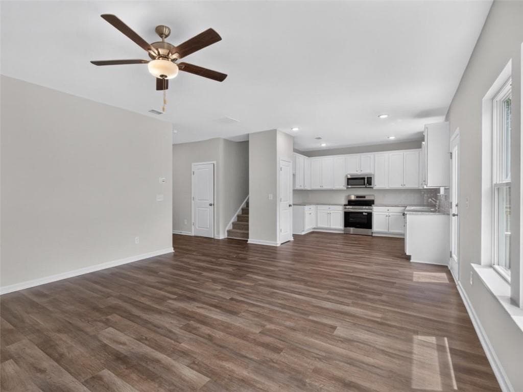 3 bedroom, 3 bathroom, 1,648 sq ft single family residence for sale at 343 Shoals Trail, Dallas, GA 30132 — photo 10