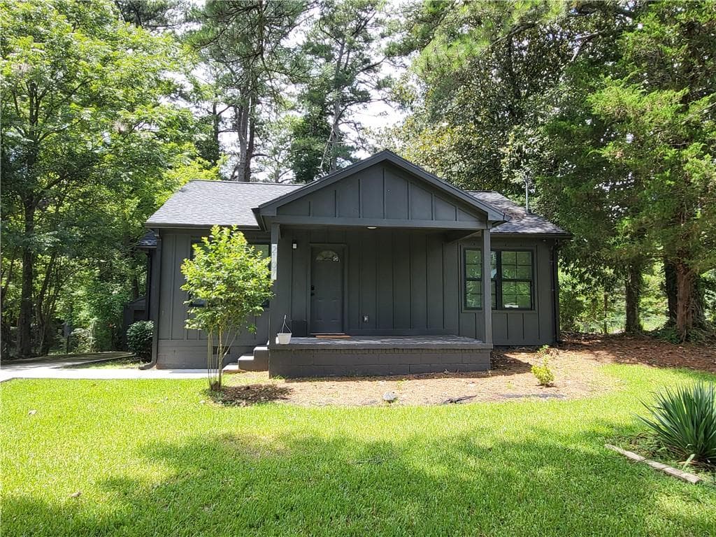 2 bedroom, 2 bathroom, 1,154 sq ft single family residence for rent at 2107 Pinehurst Drive, East Point, GA 30344 for $1,995 a month — photo 1 of 12