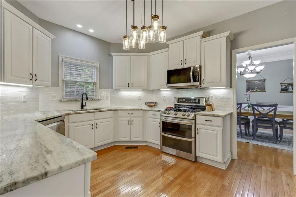 6 bedroom, 4 bathroom, 4,281 sq ft single family residence for sale at 44 Valleyside Drive, Dallas, GA 30157 — photo 4