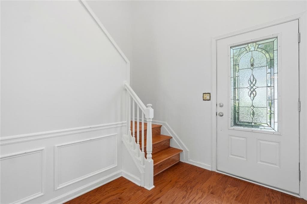 3 bedroom, 3 bathroom, 1,976 sq ft single family residence for rent at 513 Stepney Court, Marietta, GA 30067 for $3,000 a month — photo 5