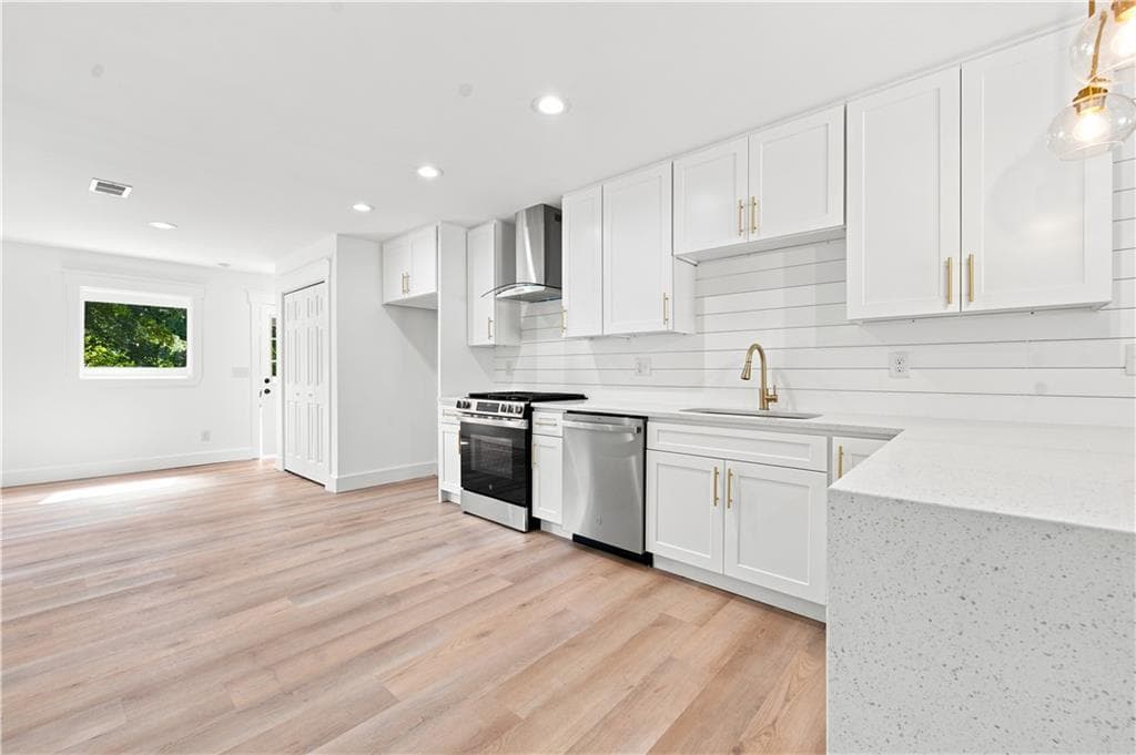 3 bedroom, 2 bathroom, 1,100 sq ft single family residence for sale at 1703 Pine Street, Marietta, GA 30060 — photo 7