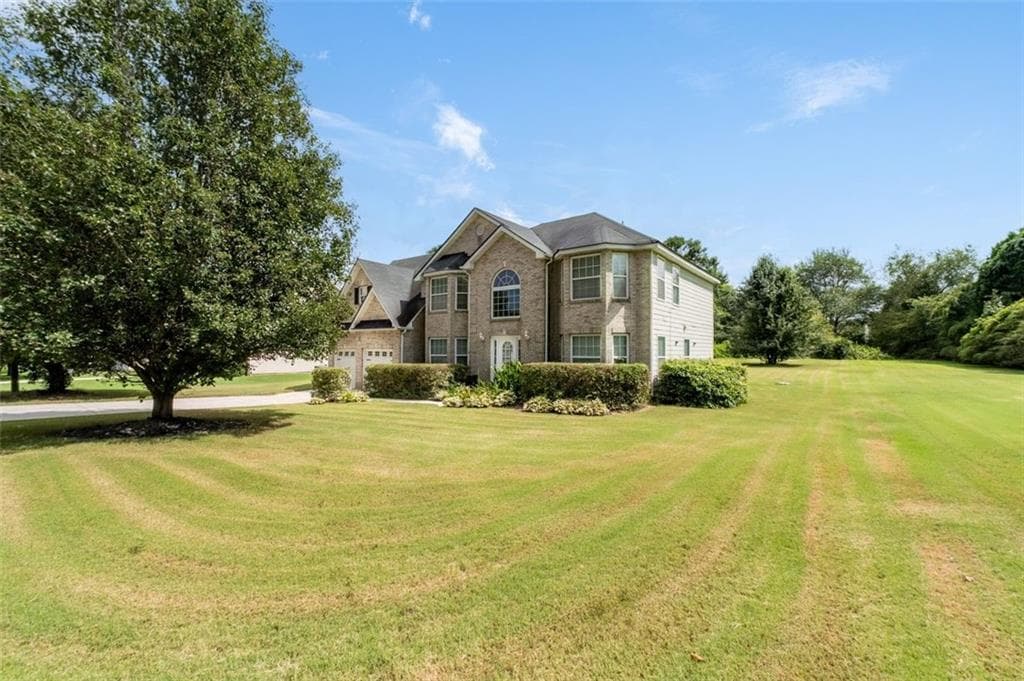 5 bedroom, 3 bathroom, 3,492 sq ft single family residence for sale at 208 Sheffield Lane, Powder Springs, GA 30127 — photo 4