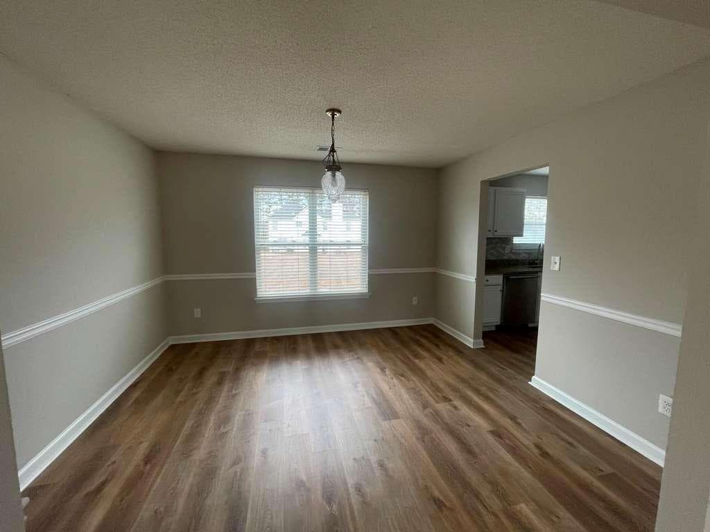 4 bedroom, 3 bathroom single family residence for rent at 408 Canoga Court, Mcdonough, GA 30253 for $2,695 a month — photo 2