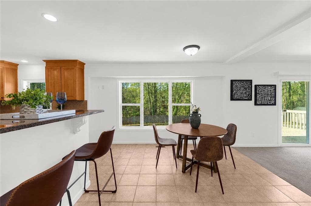 3 bedroom, 2 bathroom, 1,812 sq ft single family residence for sale at 3381 Ember Street, Marietta, GA 30066 — photo 5