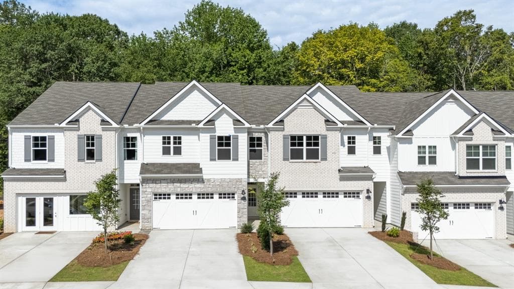 3 bedroom, 3 bathroom, 2,125 sq ft townhouse for sale at 3125 Yellowhammer Drive, Marietta, GA 30064