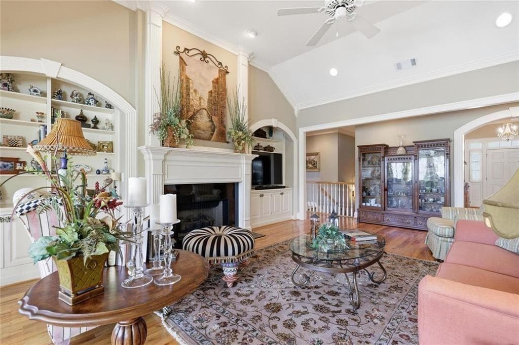 3 bedroom, 4 bathroom, 4,855 sq ft single family residence under contract at 807 Village Greene, Marietta, GA 30064 — photo 8