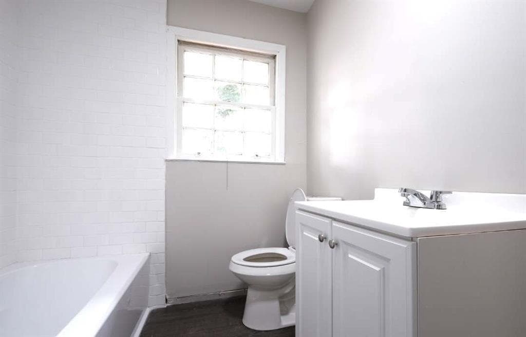 4 bedroom, 3 bathroom, 2,096 sq ft single family residence for sale at 4197 Danforth Road, Atlanta, GA 30331 — photo 8