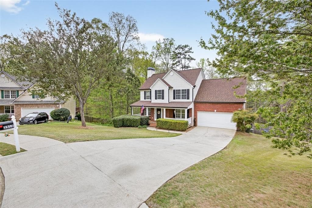 4 bedroom, 3 bathroom, 2,046 sq ft single family residence for sale at 3512 Windy Oaks Way, Loganville, GA 30052 — photo 3