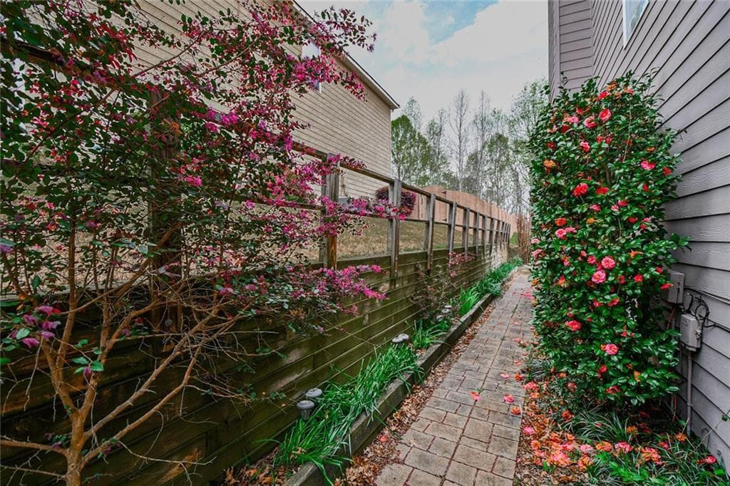 4 bedroom, 3 bathroom, 2,290 sq ft single family residence for rent at 420 Rockbass Road, Suwanee, GA 30024 for $2,450 a month — photo 5
