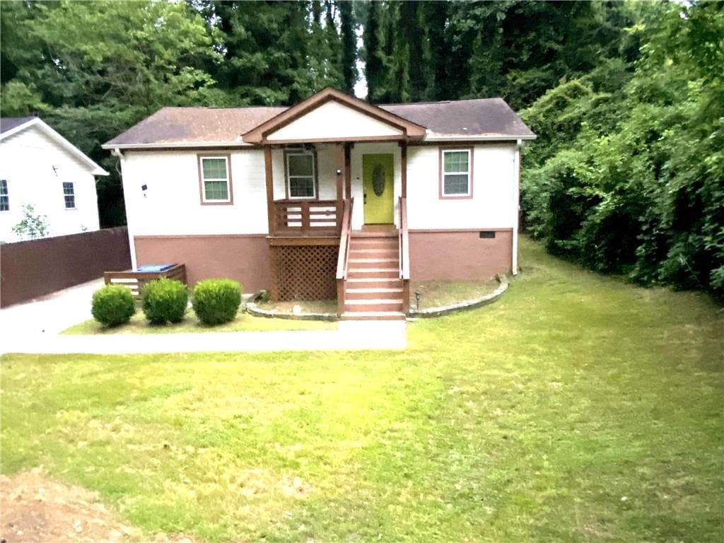 3 bedroom, 2 bathroom, 1,218 sq ft single family residence for rent at 2176 Pansy Street, Atlanta, GA 30314 for $2,600 a month — photo 1 of 18