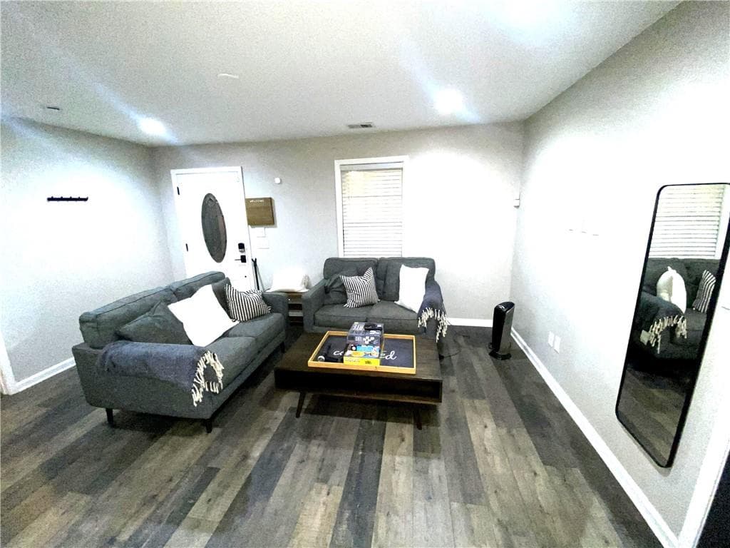 3 bedroom, 2 bathroom, 1,218 sq ft single family residence for rent at 2176 Pansy Street, Atlanta, GA 30314 for $2,600 a month — photo 3