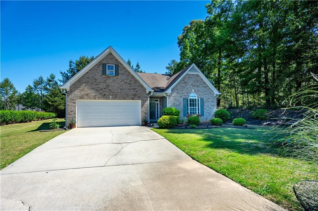 5 Honeysuckle Lane, Fairburn, GA 30213 — most recent listing photo