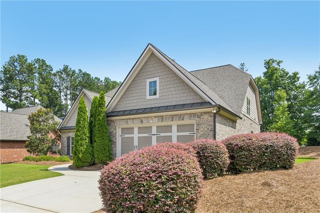 4 bedroom, 3 bathroom, 2,277 sq ft single family residence under contract at 1857 Cambridge Square, Watkinsville, GA 30677 — photo 6