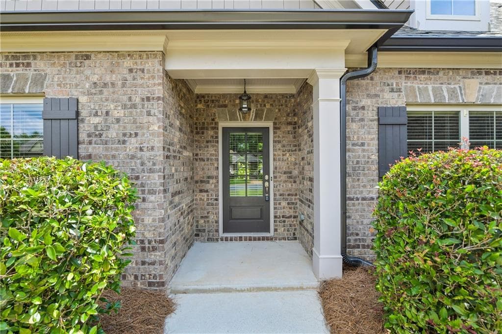 4 bedroom, 3 bathroom, 2,277 sq ft single family residence under contract at 1857 Cambridge Square, Watkinsville, GA 30677 — photo 7