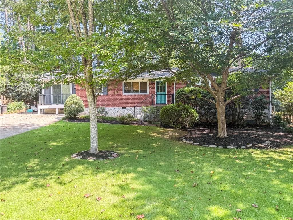 3 bedroom, 3 bathroom, 1,785 sq ft single family residence for sale at 1170 N Druid Woods Court, Decatur, GA 30033
