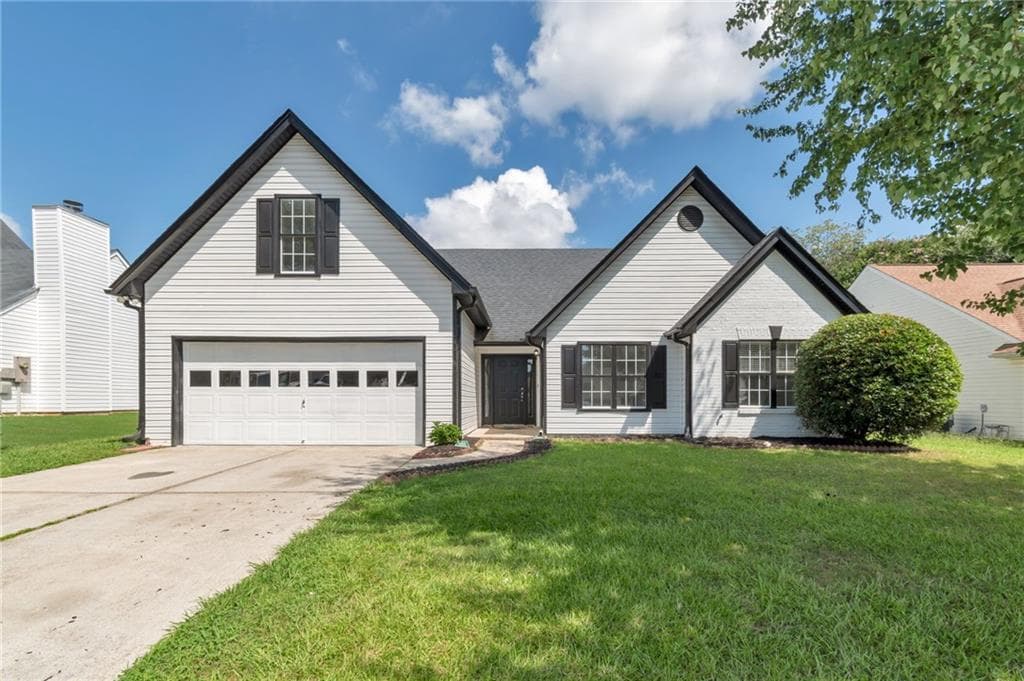 2197 Oakland Walk Drive