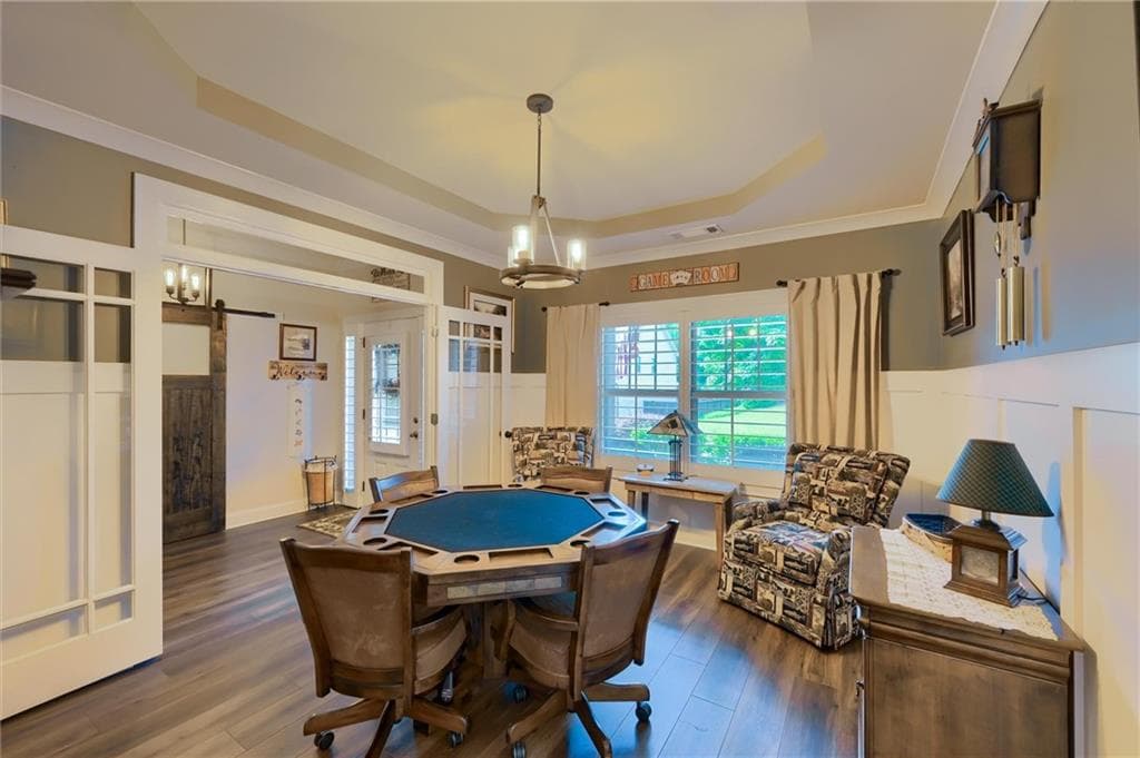 4 bedroom, 3 bathroom, 3,035 sq ft single family residence under contract at 9 Lake Sydney Drive, Dawsonville, GA 30534 — photo 7