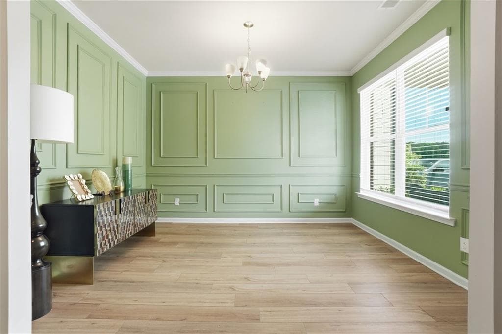 4 bedroom, 3 bathroom, 2,352 sq ft single family residence for sale at 731 River Gardens Drive, Atlanta, GA 30354 — photo 5
