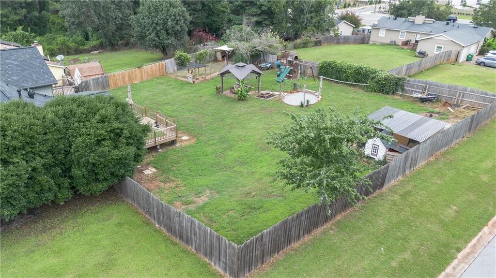 3 bedroom, 3 bathroom, 2,126 sq ft single family residence under contract at 3802 Saddle Ridge Drive, Snellville, GA 30039 — photo 4